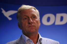 Mirek Topol&aacute;nek složil poslaneck&yacute; mand&aacute;t.