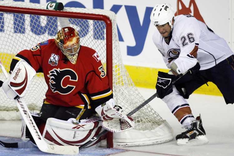 Momentka z přípravného duelu na hokejovou NHL. Momentka z přípravného duelu na hokejovou NHL.