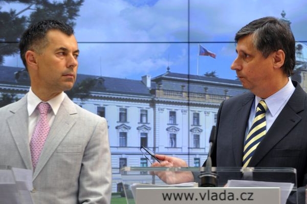 Vláda kývla na rozpočet fondu dopravy. Co na něj poslanci?
