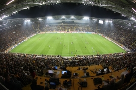V Dr&aacute;žďanech otevřeli modern&iacute; stadion pro 32 tis&iacute;c fanou&scaron;ků.
