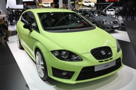 Seat Le&oacute;n Cupra R m&aacute; v&yacute;kon 265 kon&iacute;.