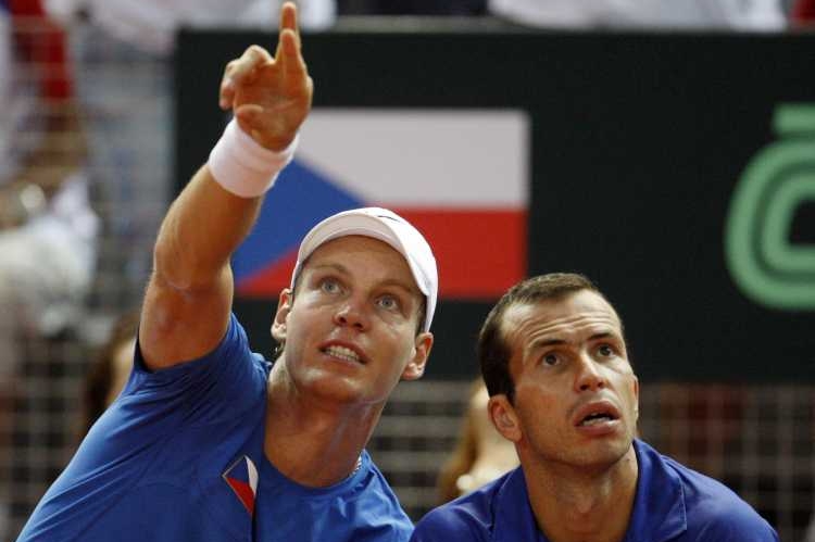 Radek Štěpánek, Tomáš Berdych. Strůjci postupu Česka do finále. Radek Štěpánek, Tomáš Berdych. Strůjci postupu Česka do finále.