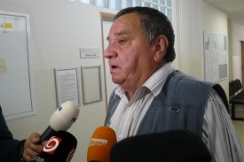 Jiř&iacute; Maldur Havl&iacute;ček se žalobě o miliony ubr&aacute;nil.