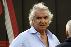 Bývalý šéf stáje Renault Flavio Briatore.