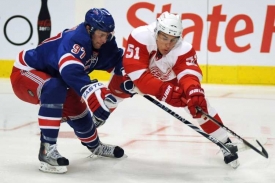 Momentka z př&iacute;pravn&eacute;ho z&aacute;pasu před startem NHL - ilustračn&iacute; foto.
