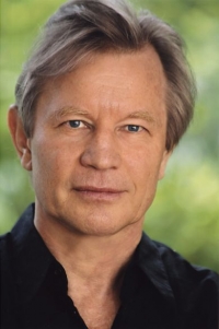 Brtiský herec Michael York se představí v recitálu Enoch Arden.