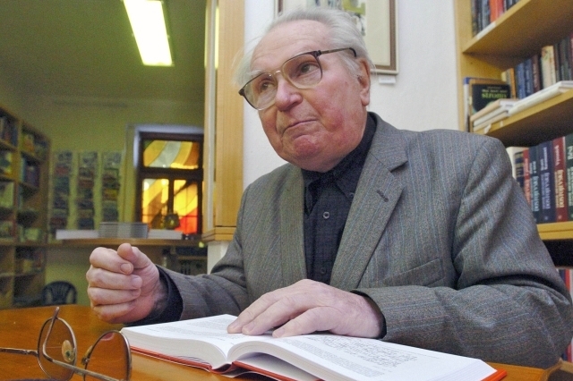 Brněnský rodák Ludvík Kundera. Brněnský rodák Ludvík Kundera.