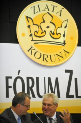 Zeman volá po progresivním zdanění.