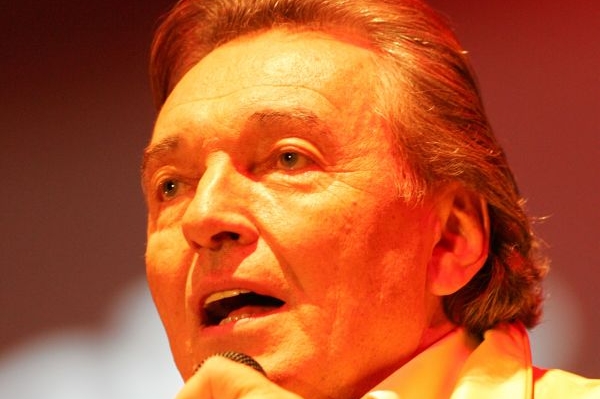 Zpěvák Karel Gott. Zpěvák Karel Gott.