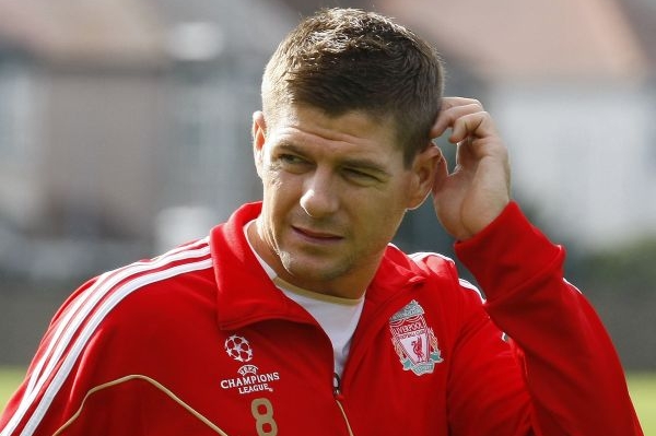 Steven Gerrard. Osvobozená ikona Liverpoolu. Steven Gerrard. Osvobozená ikona Liverpoolu.