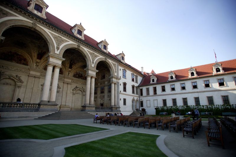 Valdštejnský palác. Ilustrační foto. Valdštejnský palác. Ilustrační foto.