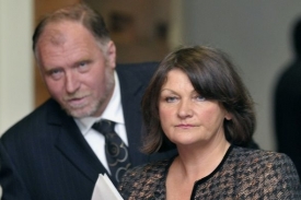 Elena Votavov&aacute; s advok&aacute;tem Tom&aacute;&scaron;em Sokolem.