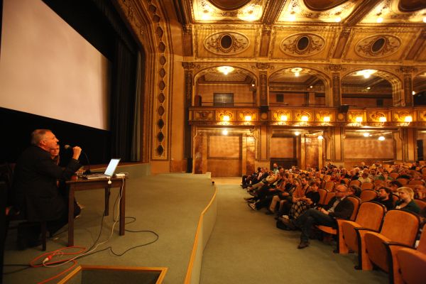 Kino Lucerna slaví sto let.
