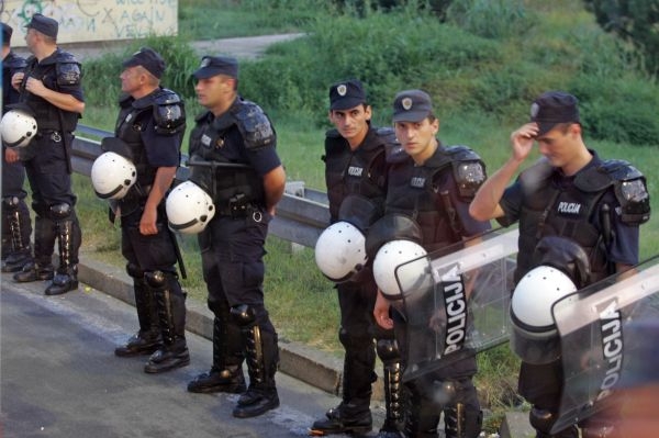 Bělehradská policie (Ilustrační foto). Bělehradská policie (Ilustrační foto).