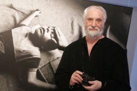 Fotograf Jindřich &Scaron;treit.