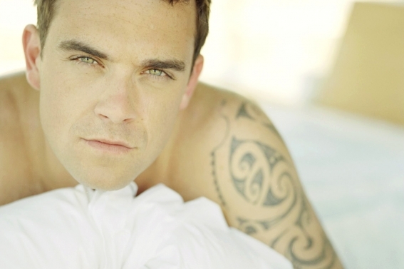 Robbie Williams se těší, jak zareagují fanoušci na nové skladby. 
