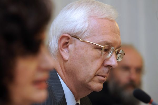 Předseda Akademie věd Jiří Drahoš dnes na premiéra čekal marně.