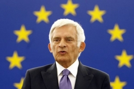 Předseda Evropského parlamentu Jerzy Buzek.