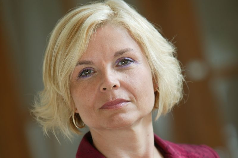 Ministryně Kovářová šetří. Ale jen někde. 