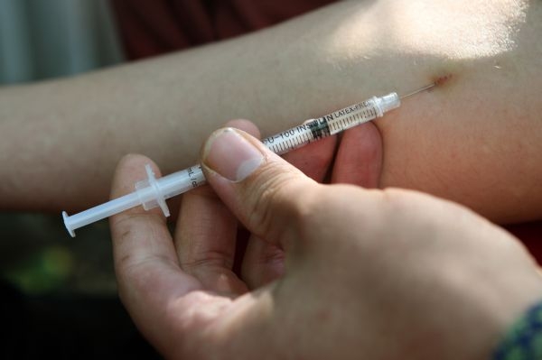 Radnice Prahy 1 chce vytlačit drogově závislé z centra města.
