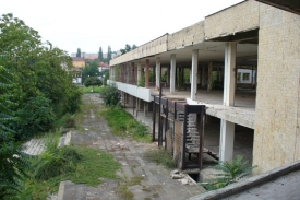 B&yacute;val&eacute; kino a restauraci mělo nahradit 150 bytů a obchody.