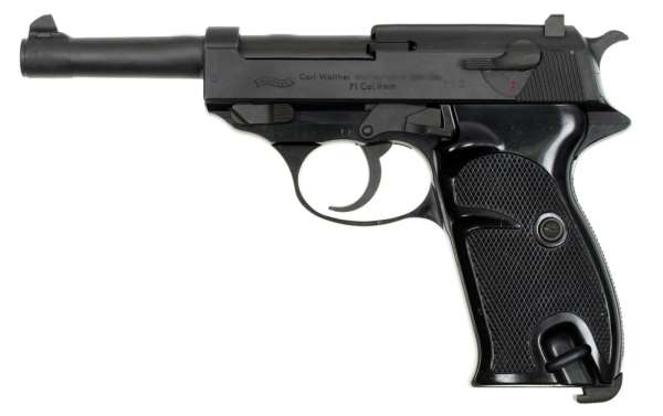 Německá pistole typu Walther.  