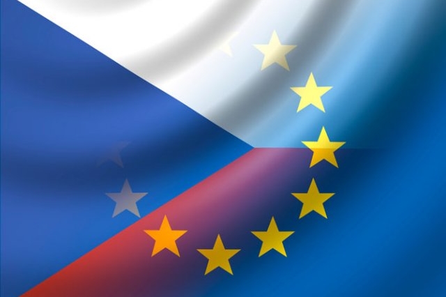 Češi dělají Bruselu vrásky.