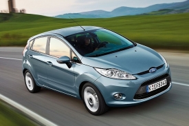 Ford Fiesta obstojí zejména na silnici.