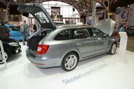 Škoda Superb Combi absolvuje českou premiéru.