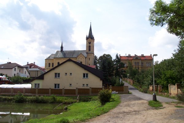Nebušice chtějí vybudovat nové náměstí.