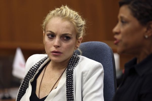 Lindsey Lohan během soudního přelíčení. 