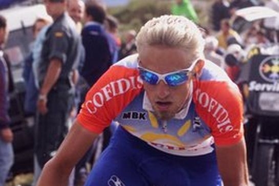 Vandenbroucke nezemřel násilnou smrtí. Zabil ho životní styl.