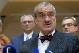 Karel Schwarzenberg informuje o plánu TOP 09.