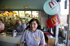 Řetězci Mc Donald's stoupl zisk.