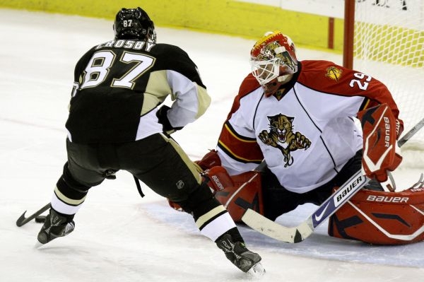 Hrdinové duelu mezi Pittsburghem a Floridou. Crosby s Vokounem