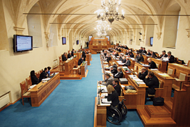 Zneužívání náhrad není jen výsadou poslanců. Zneužívání náhrad není jen výsadou poslanců.