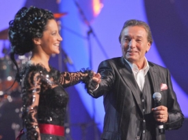 Karel Gott bodoval na Primě i na ČT.