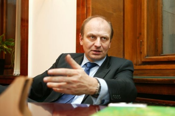 Gandalovič je pro velkou koalici.