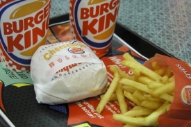 Zisk fastfoodu Burger King klesl o &scaron;est procent. Na vině je pr&yacute; krize