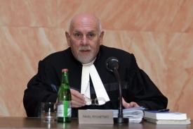 Předseda &Uacute;stavn&iacute;ho soudu Pavel Rychetsk&yacute;.