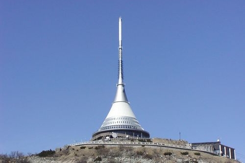 Na Ještěd až do 14. listopadu nepojede žádná lanovka.