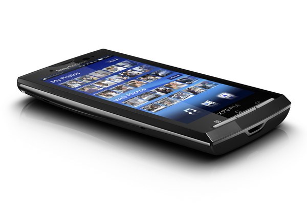 Xperia X10 s Androidem půjde na trh až po Vánocích.
