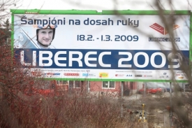 Skokan Jakub Janda na billboardech, člen manažerské stáje Kentaura.