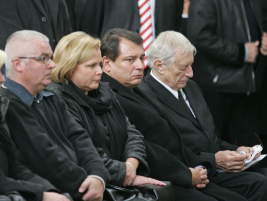 Smutný Jiří Paroubek.
