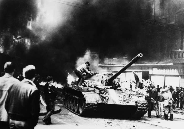 Praha v srpnu 1968. Traumata česko-ruských vztahů. Praha v srpnu 1968. Traumata česko-ruských vztahů.