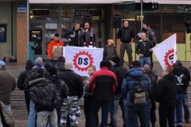 Z filmu Kruh - portrét demonstrace