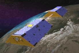 Dvojice satelitů GRACE měří nepatrné změny gravitace.