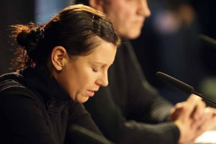 Teresa Enkeová, manželka brankáře, který spáchal sebevraždu. 