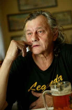 František Kollman, šéf ochranky Občanského fóra.