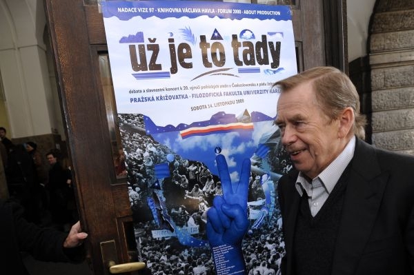 Havel: Stále existují diktatury, před nimiž je třeba mít se na pozoru.